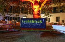 Impression 2 - Lichtblick - Openairkino im Schlosshof