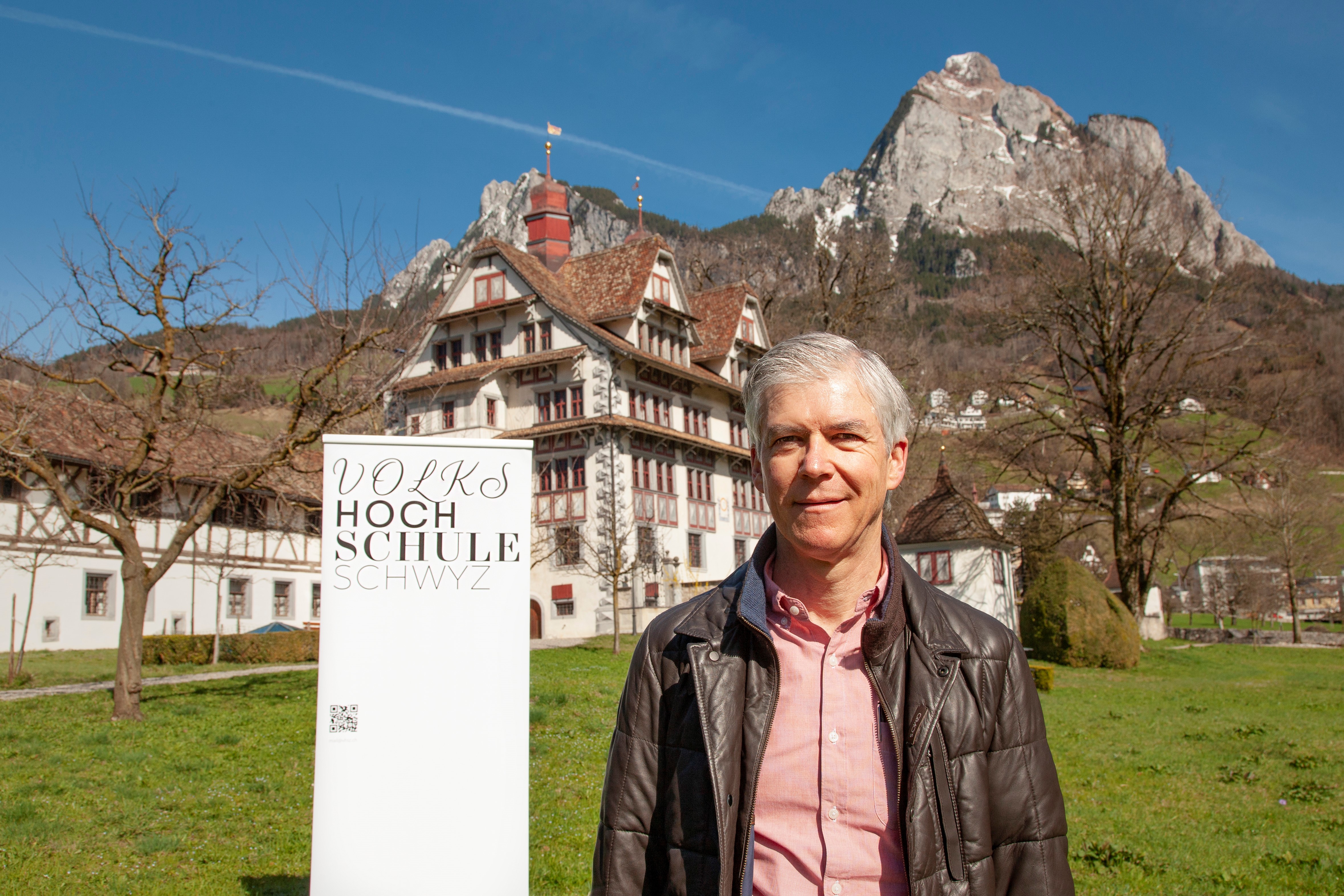 Max-Peter Felchlin - Volkshochschule Schwyz
